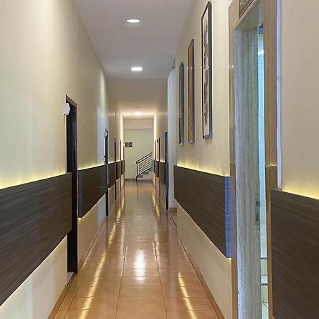 Urbanview Hotel Harapan Palopo Extérieur photo